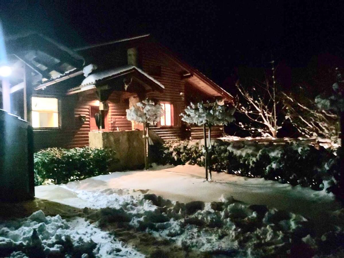 4Trees Holiday House Слунь Екстер'єр фото
