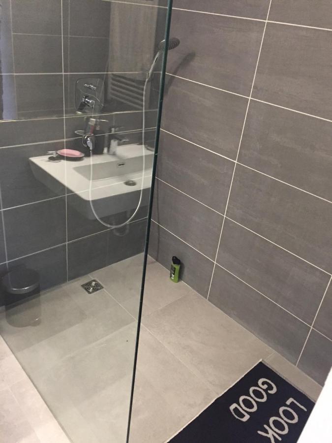 4Trees Holiday House Слунь Екстер'єр фото