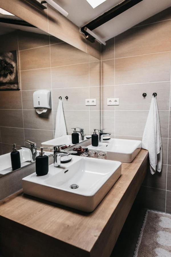 4Trees Holiday House Слунь Екстер'єр фото