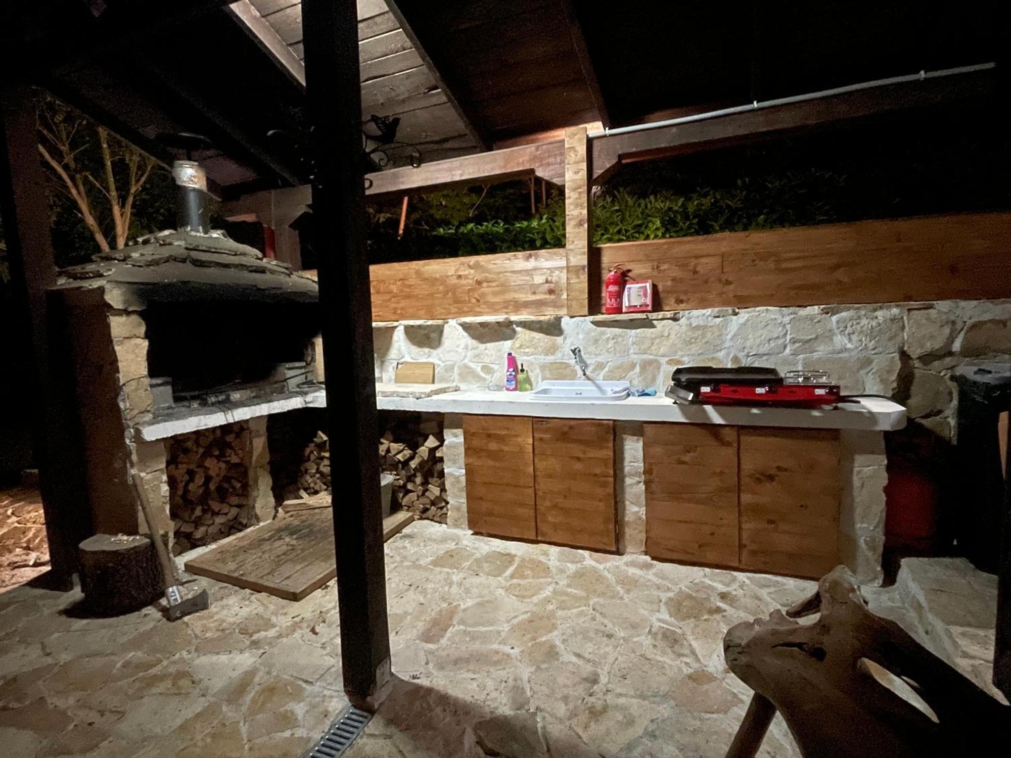 4Trees Holiday House Слунь Екстер'єр фото